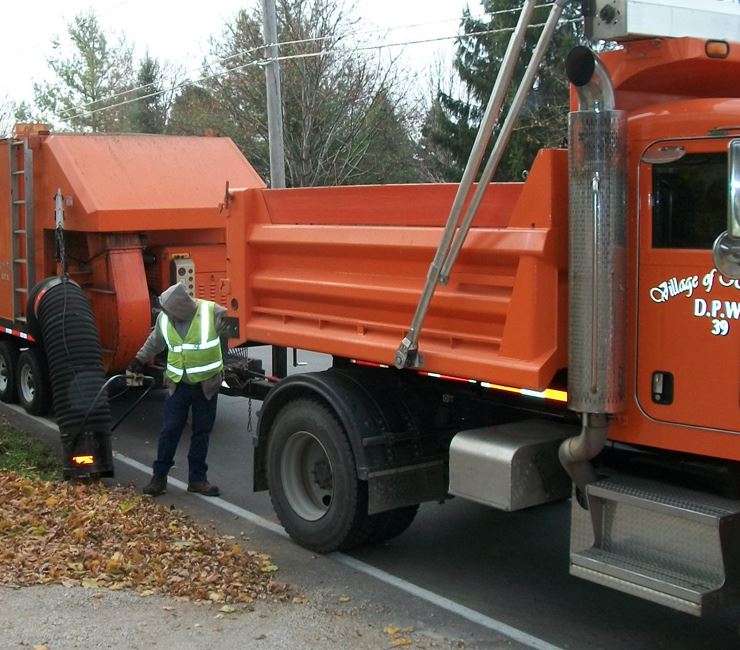 Leaf pickup 